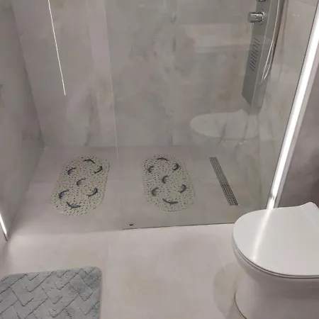 Comfort Cave * Θεσσαλονίκη