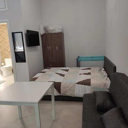 Comfort Cave سالونيك