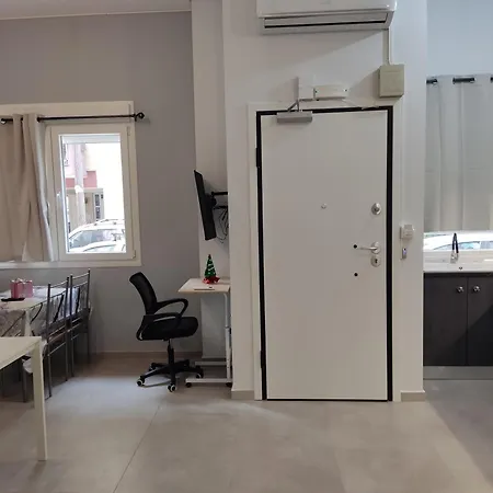 Comfort Cave سالونيك