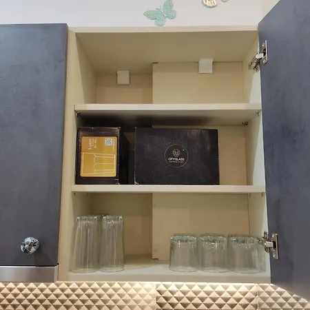 Comfort Cave